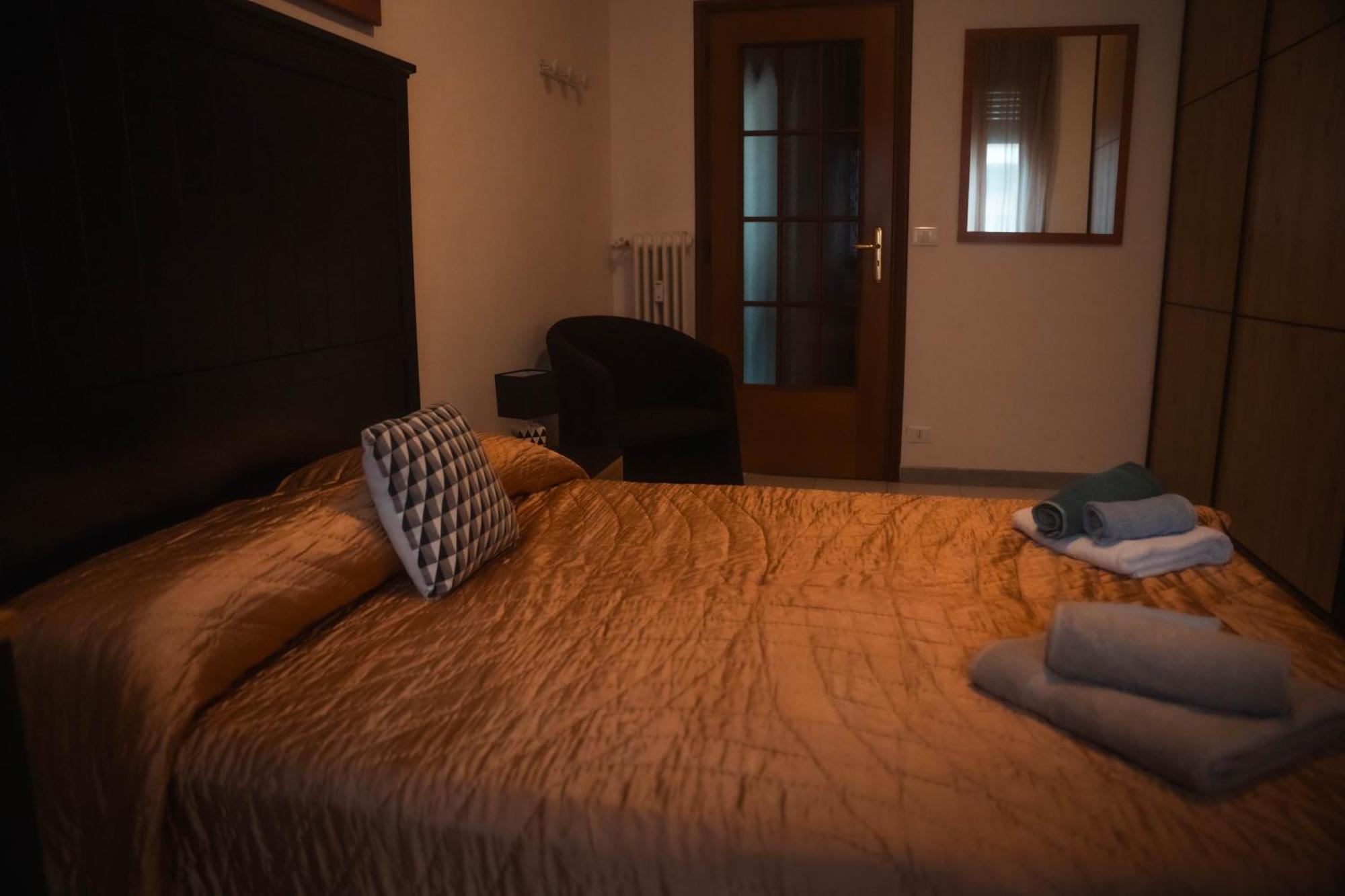 Casa Dell'Aurora Apartment Торино Екстериор снимка