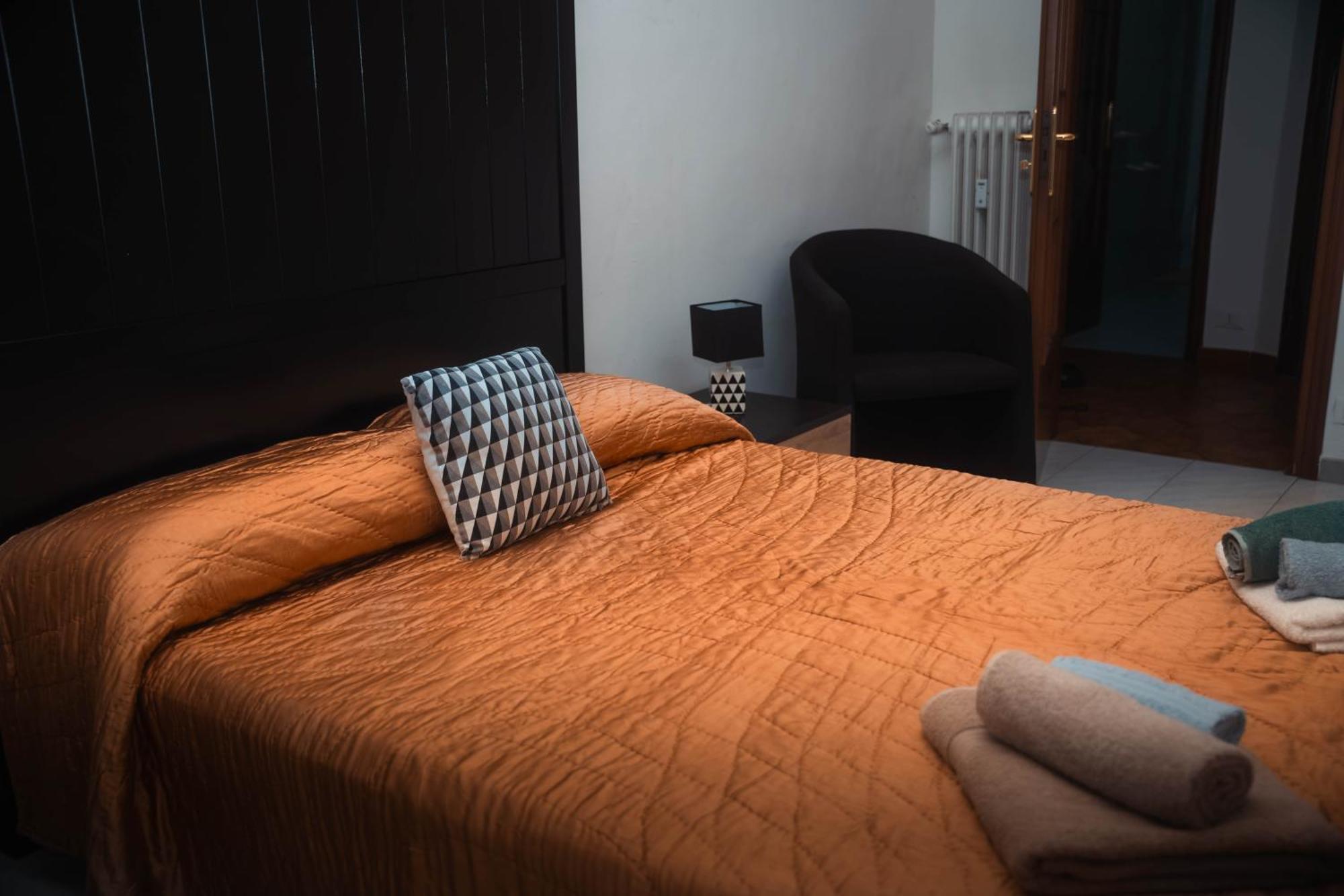 Casa Dell'Aurora Apartment Торино Екстериор снимка